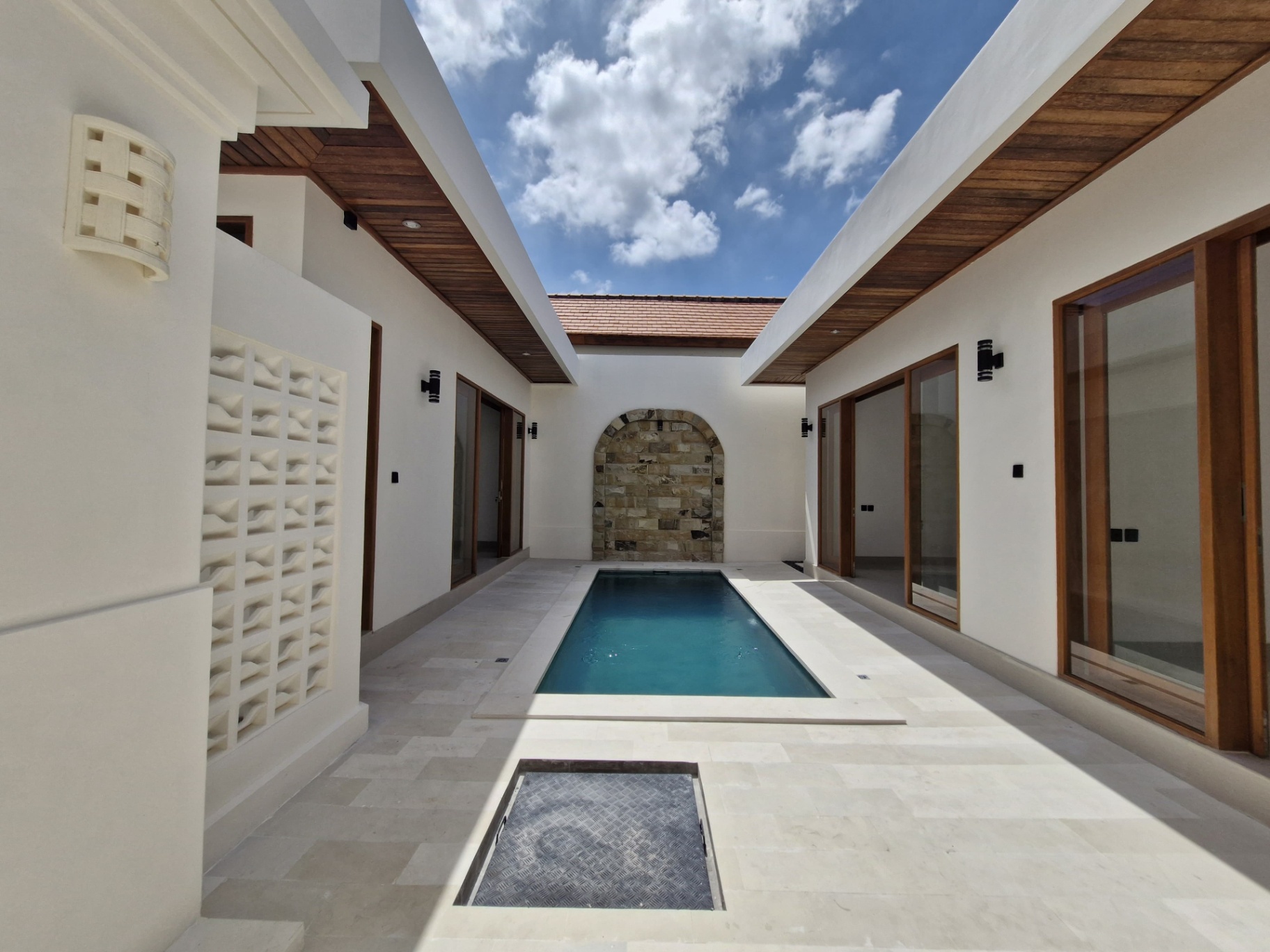 Villa image 1