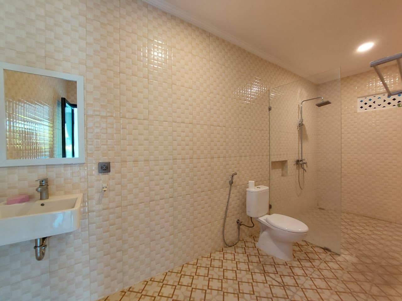 Villa image 5