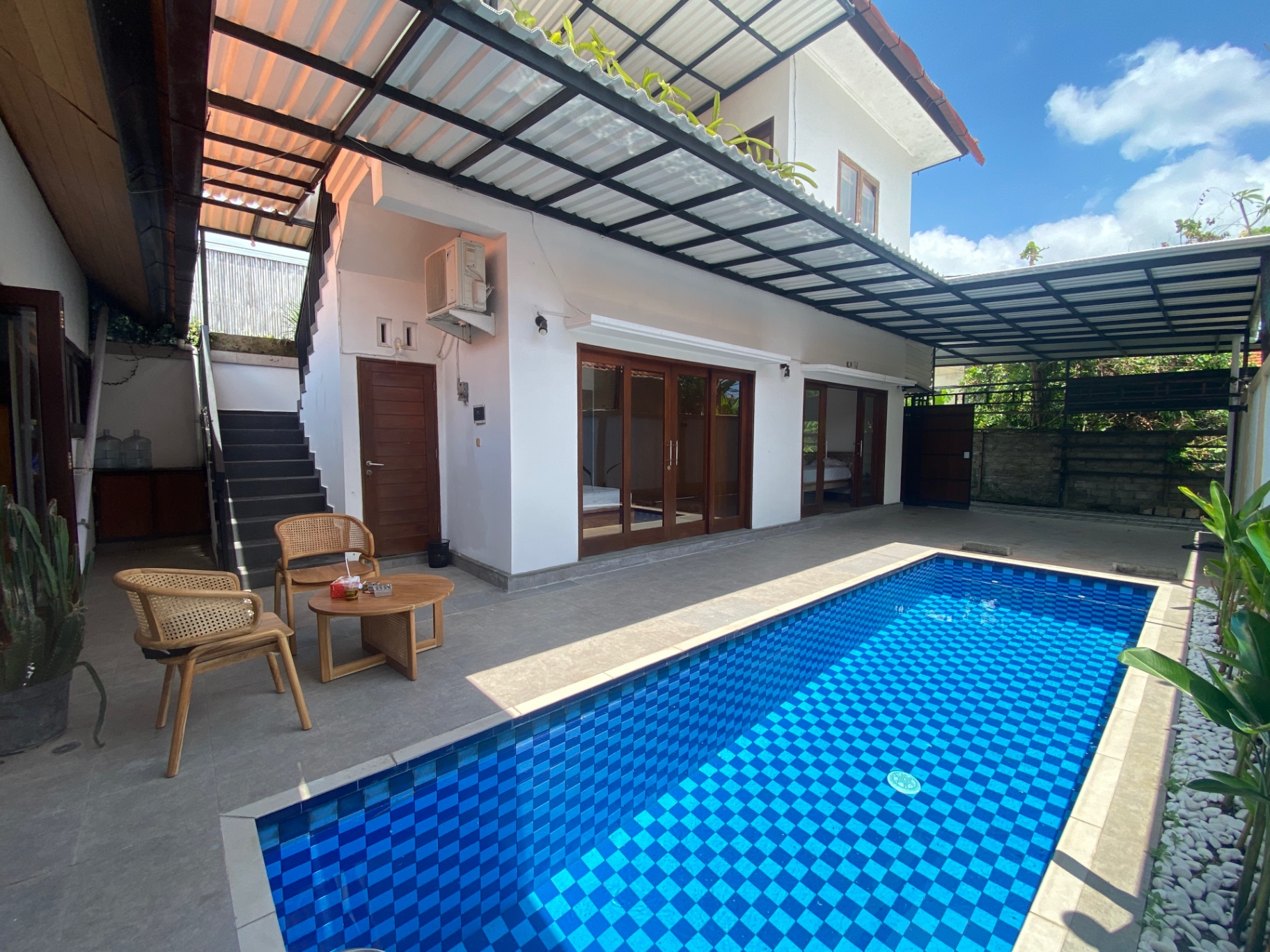 Villa image 1