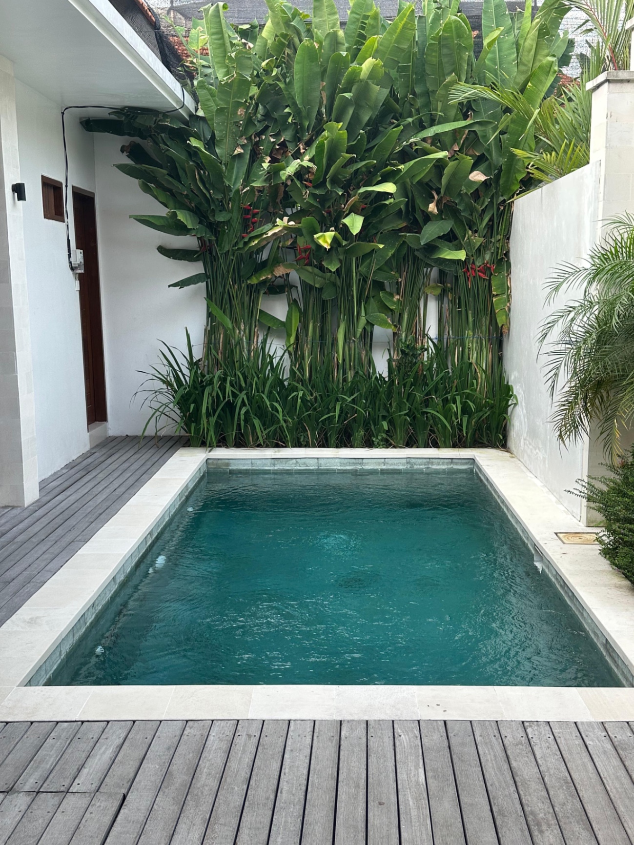 Villa image 1