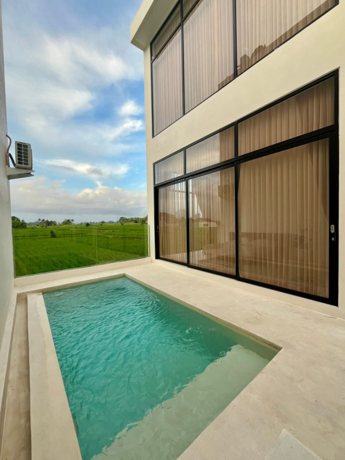 Villa image 1