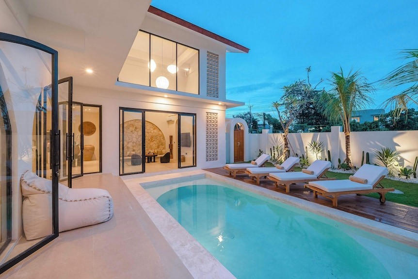 Villa image 3