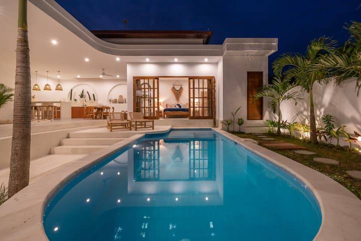 Villa image 1