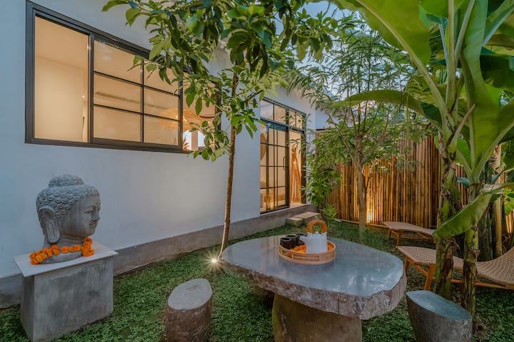 Villa image 2