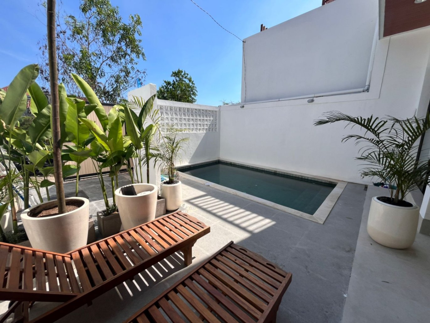 Villa image 1