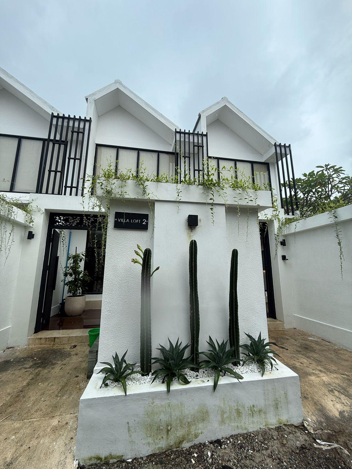 Villa image 1