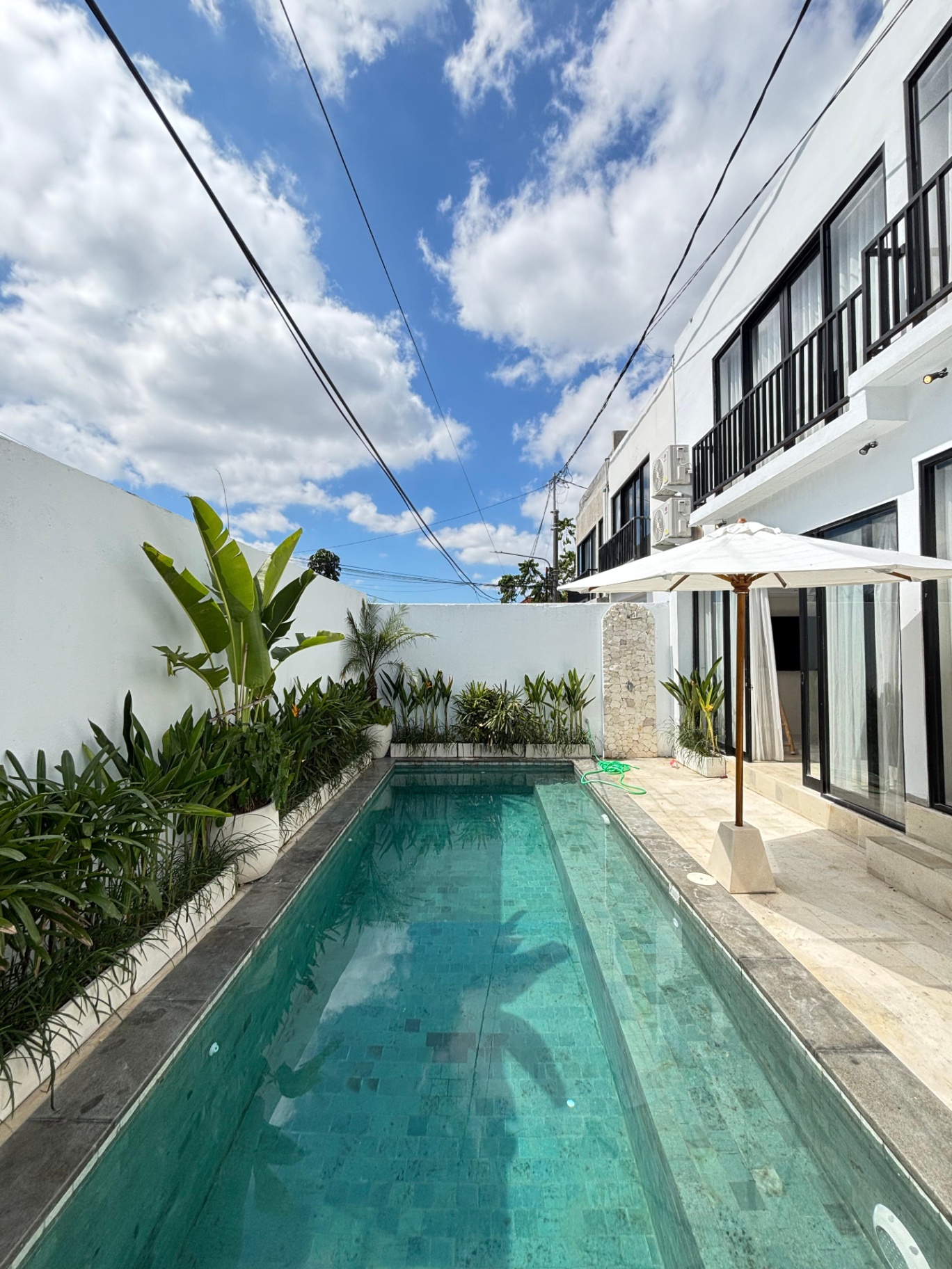 Villa image 1