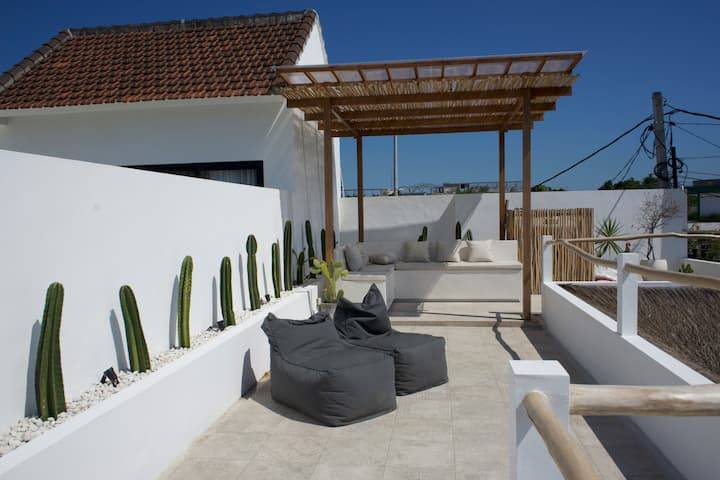 Villa image 2