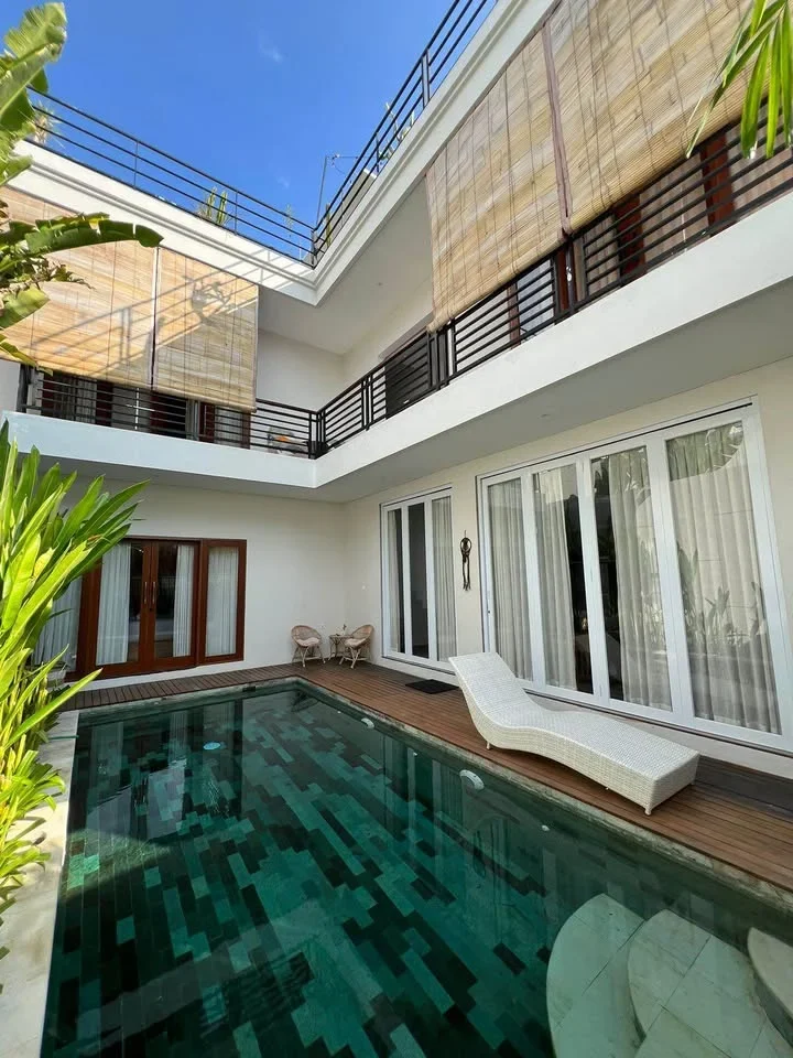 Villa image 1