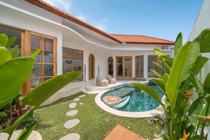 Villa image 1