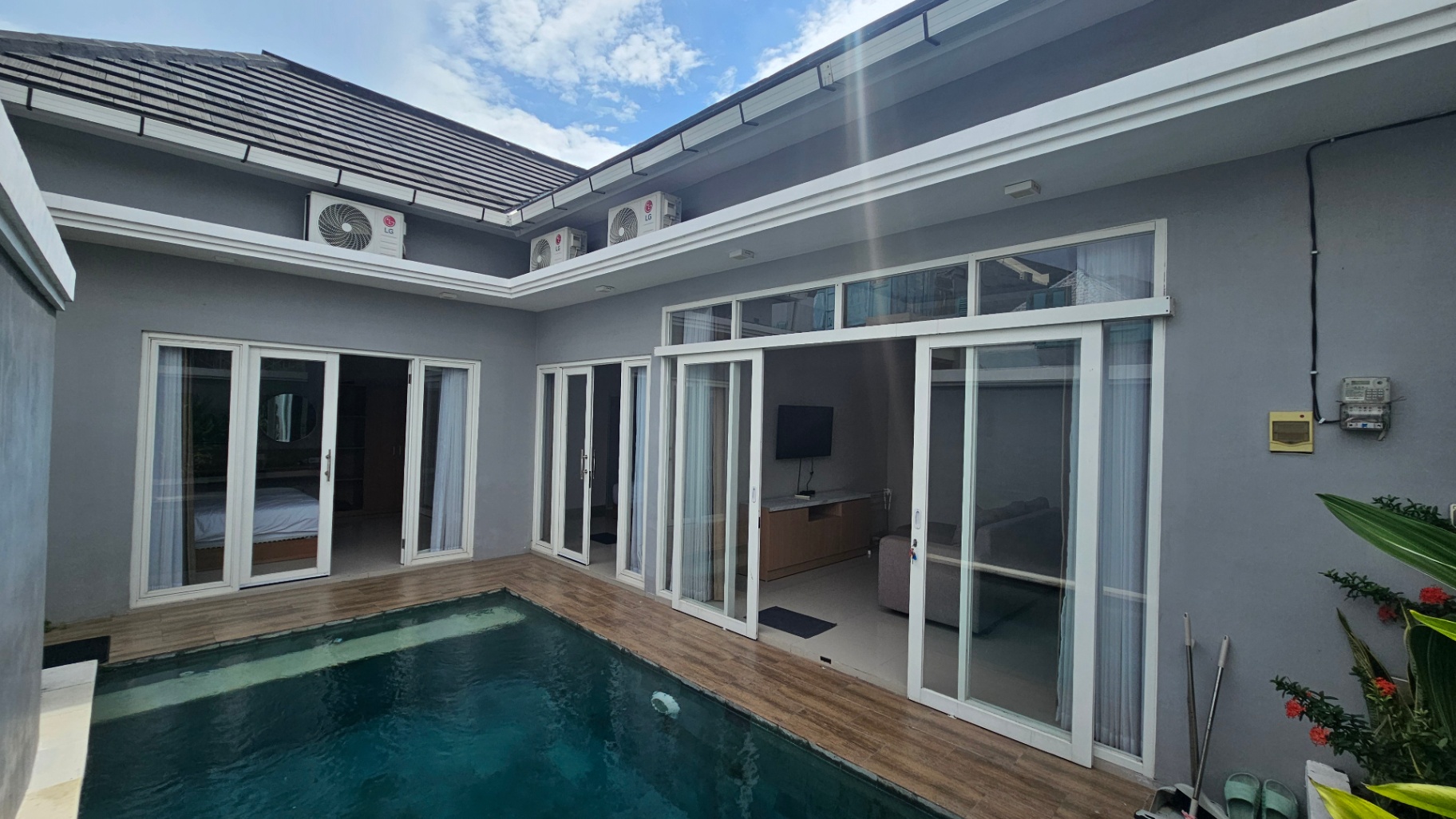Villa image 3