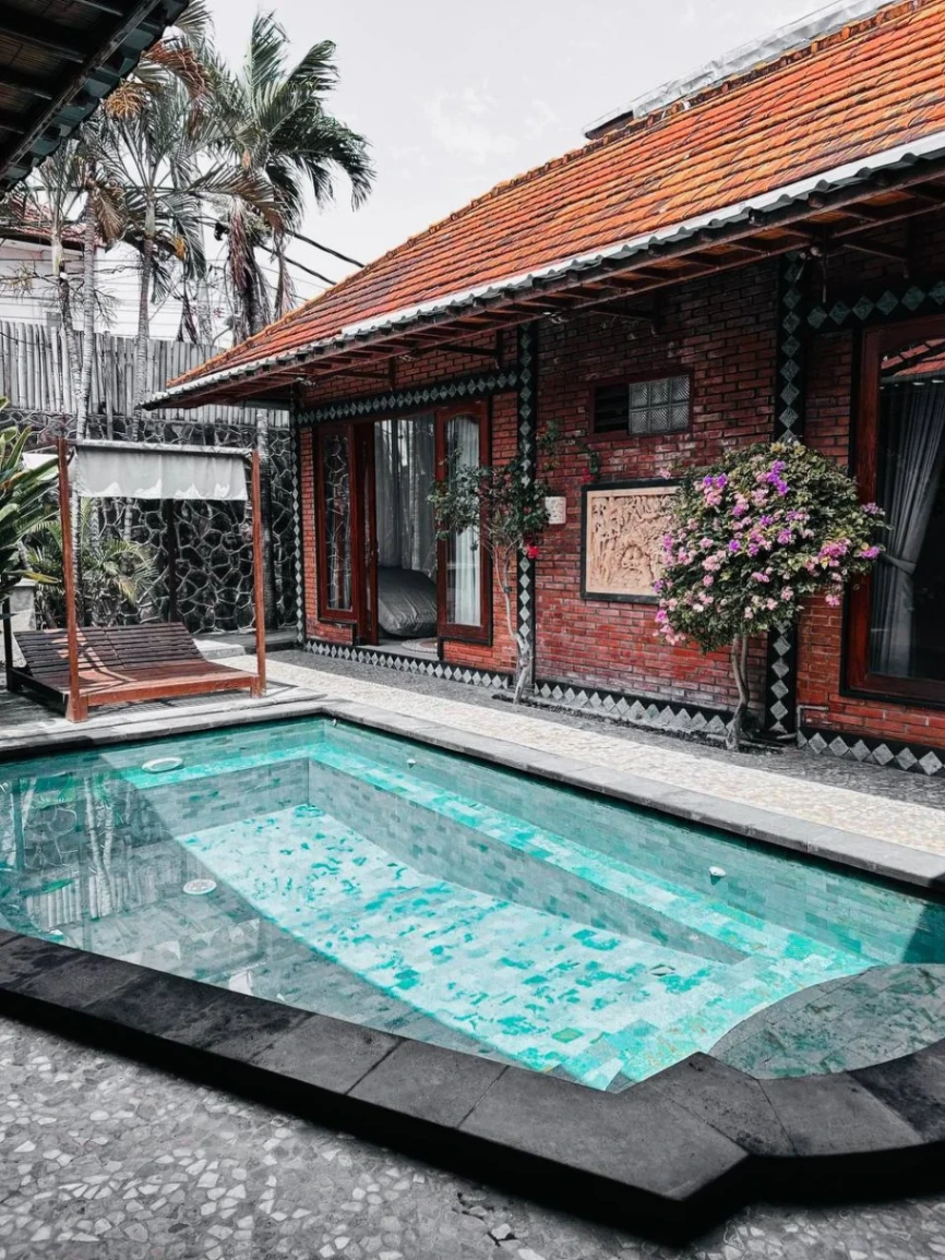 Villa image 1