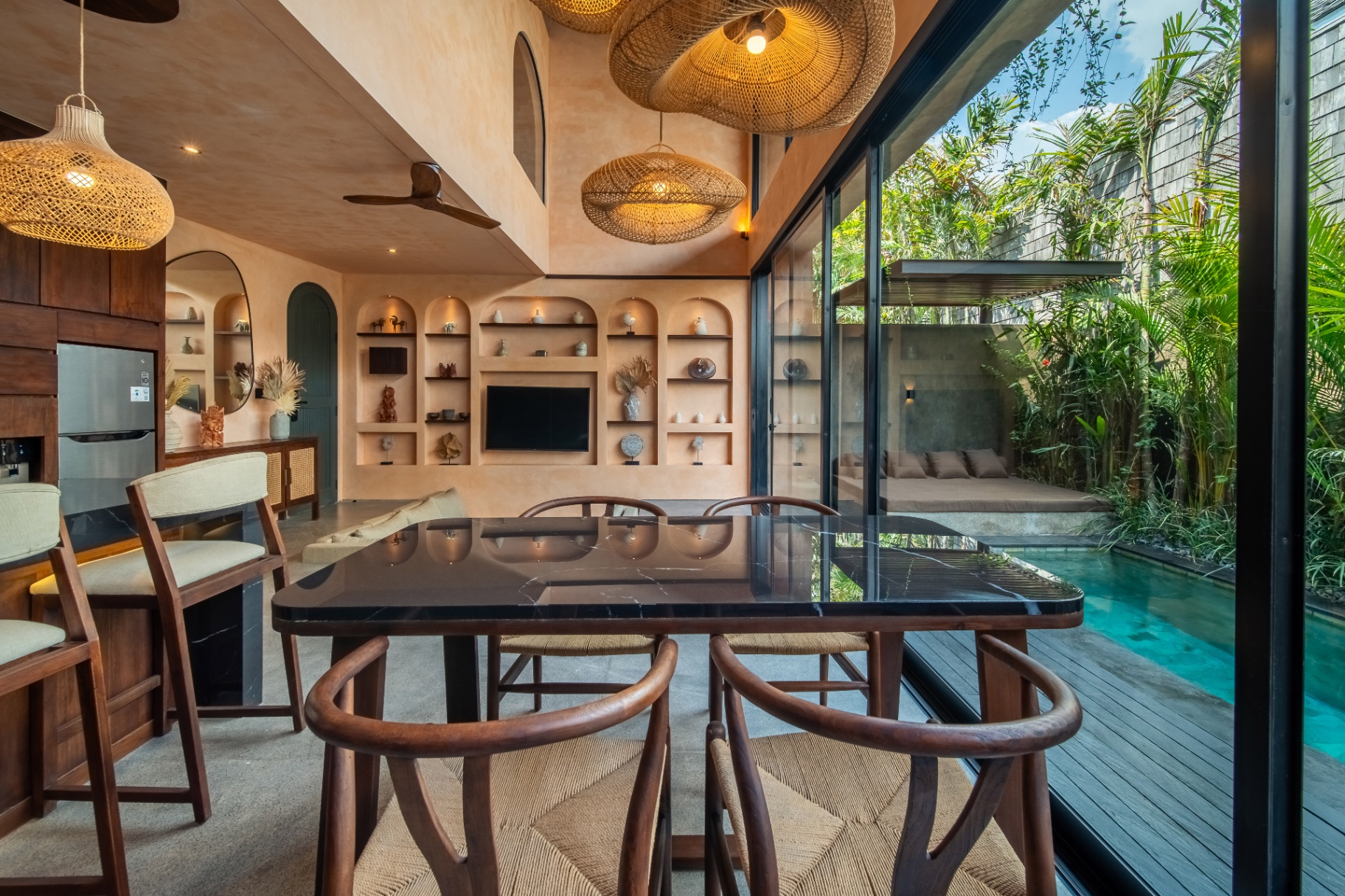 Villa image 2