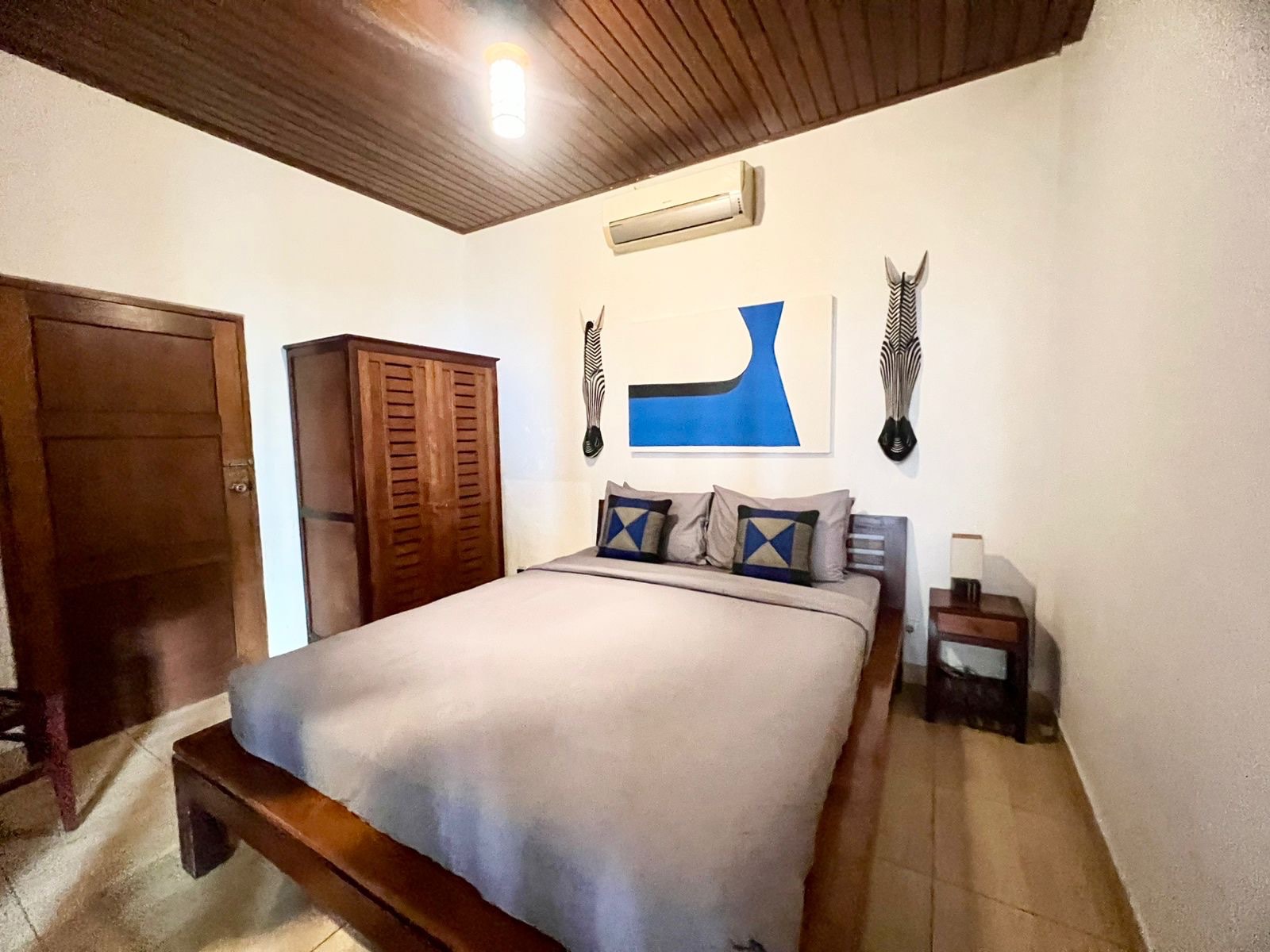 Villa image 1