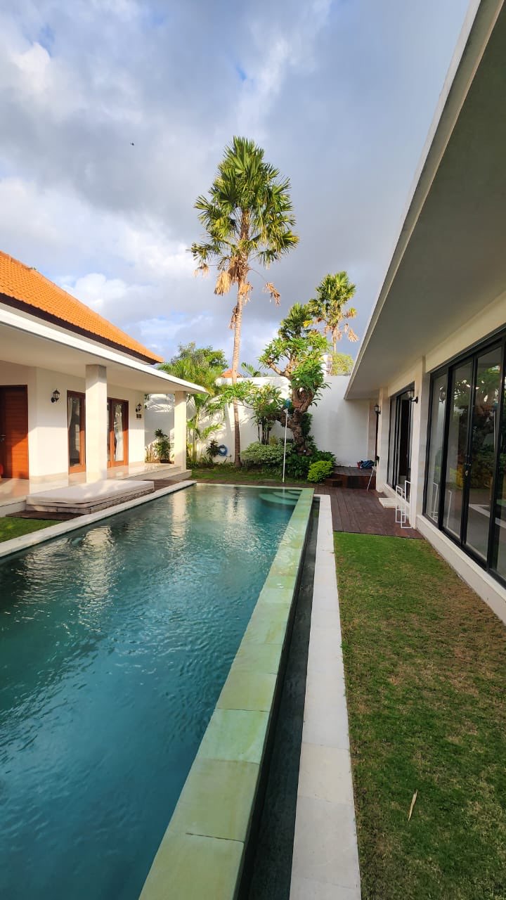 Villa image 1
