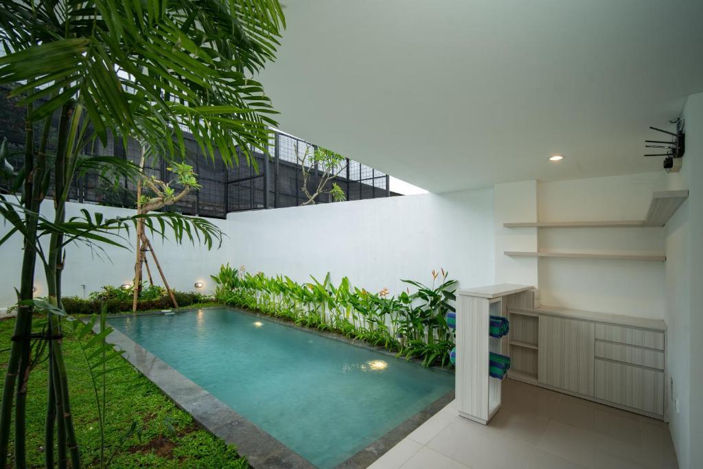 Villa image 1