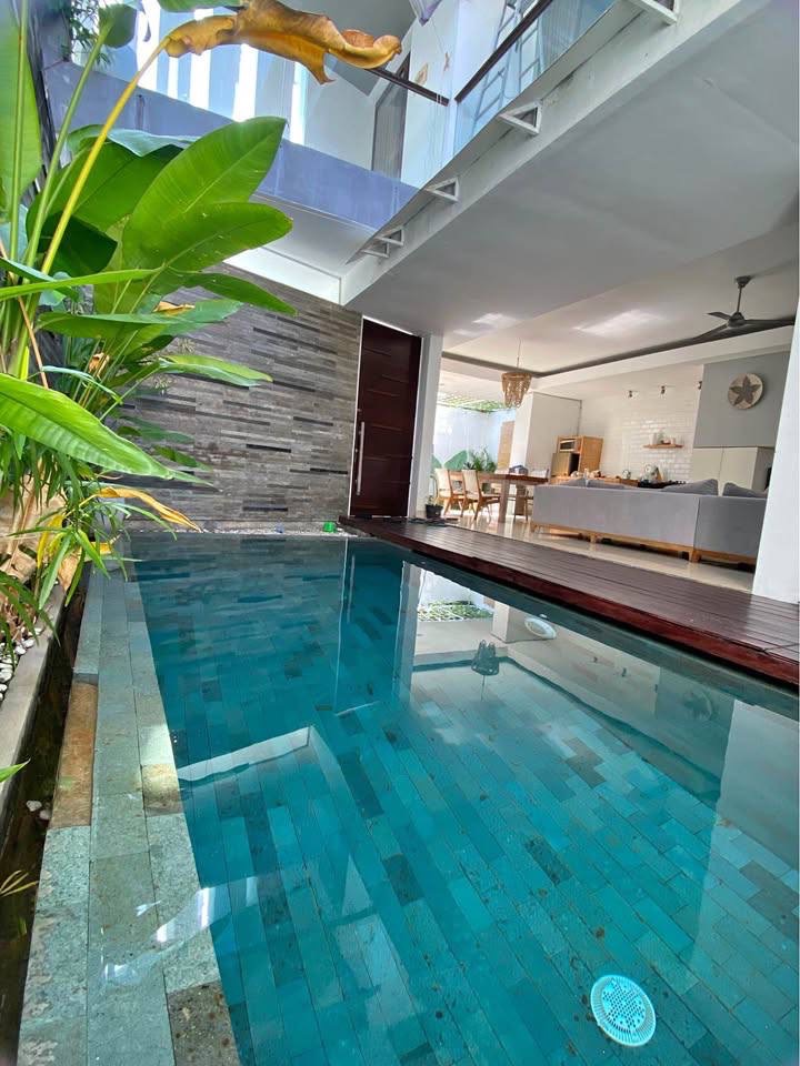 Villa image 1
