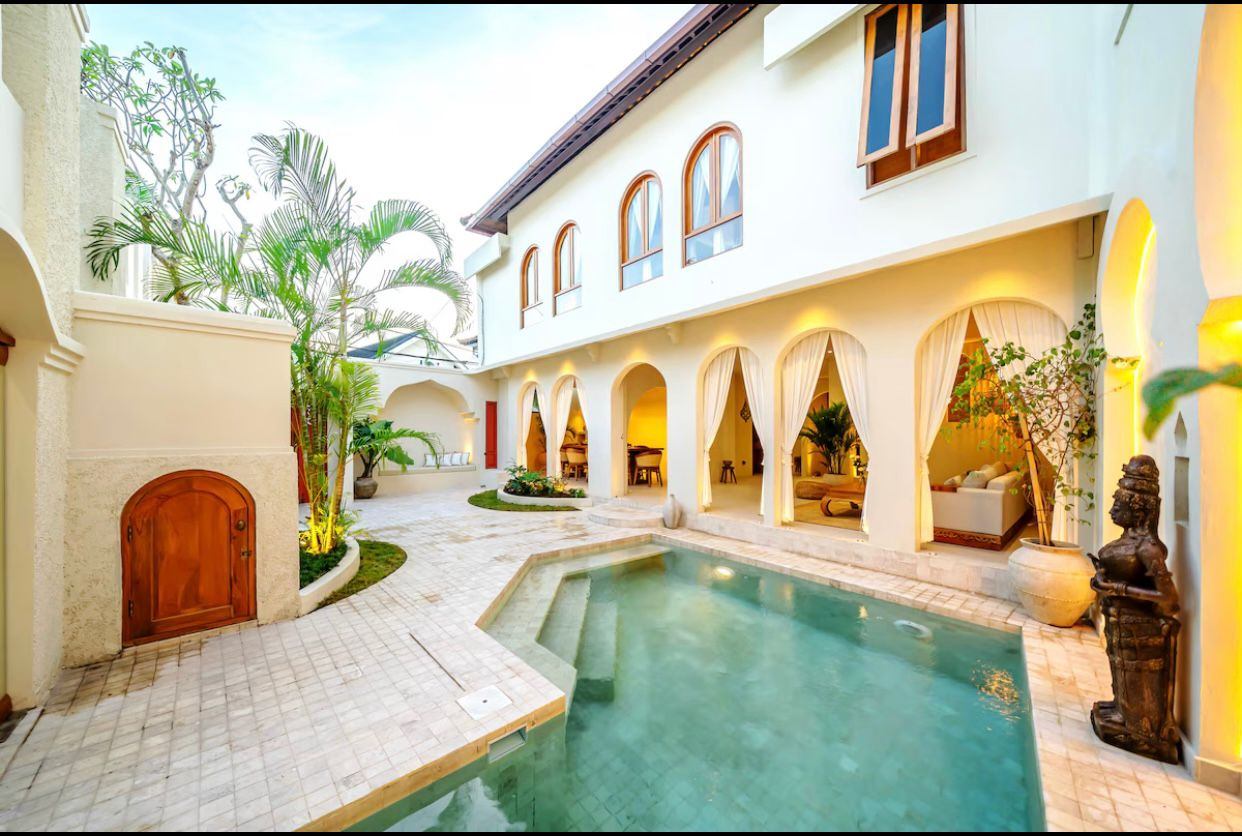 Villa image 1