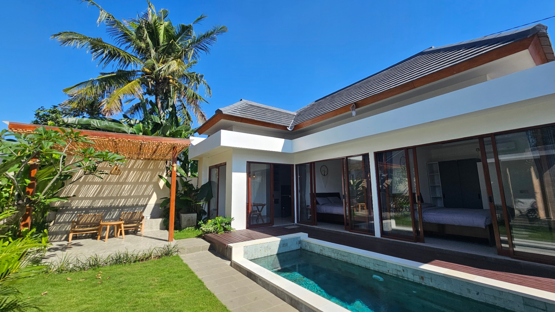 Villa image 2
