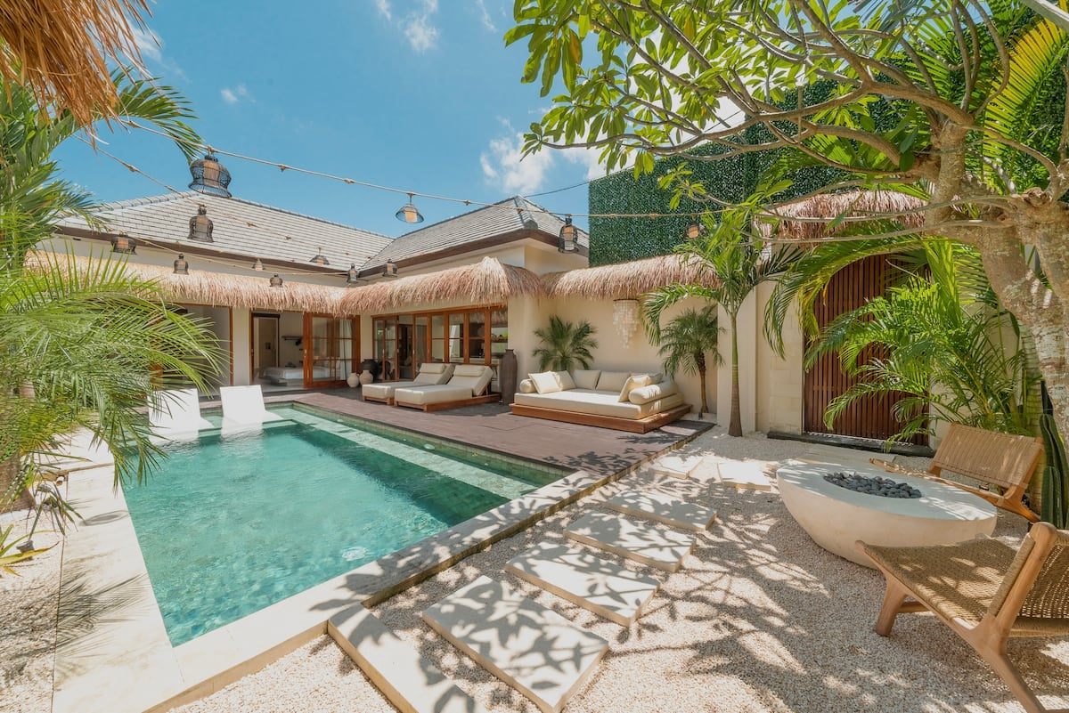 Villa image 1