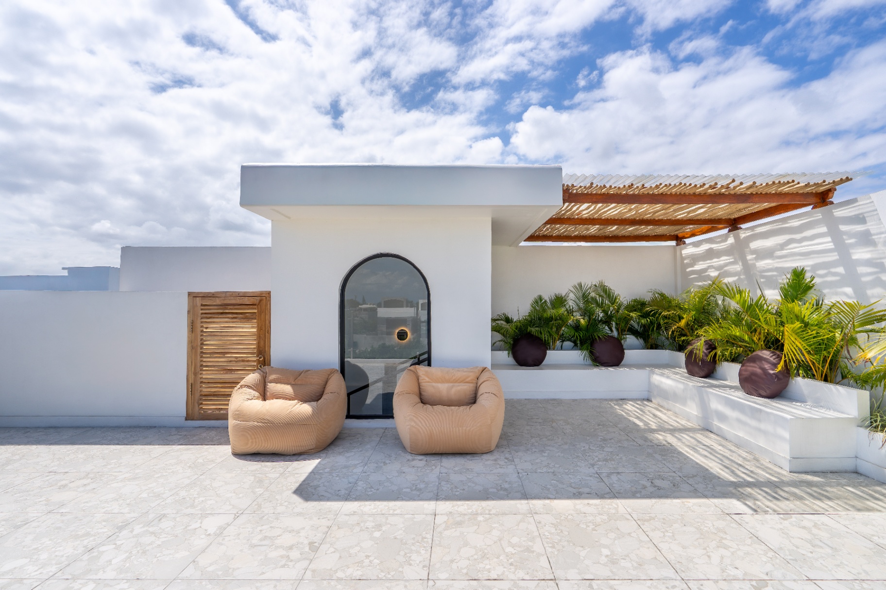Villa image 2
