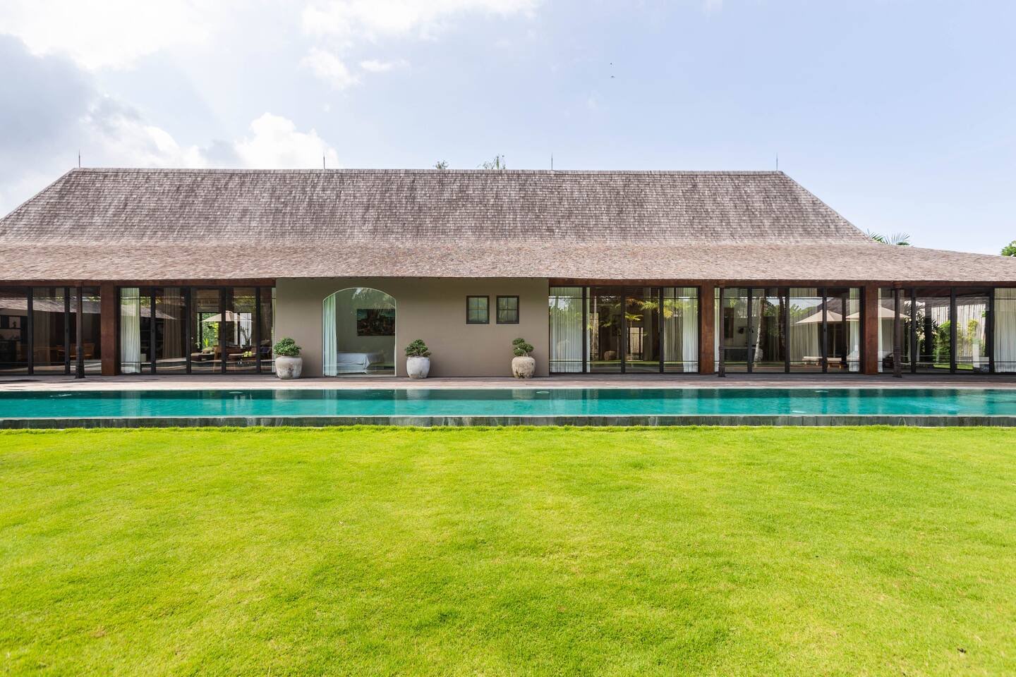 Villa image 1
