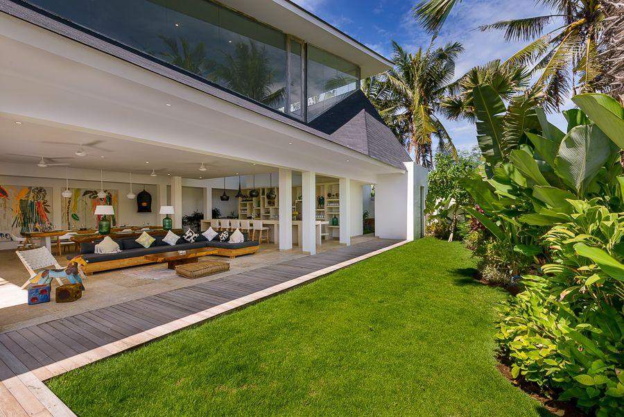Villa image 1