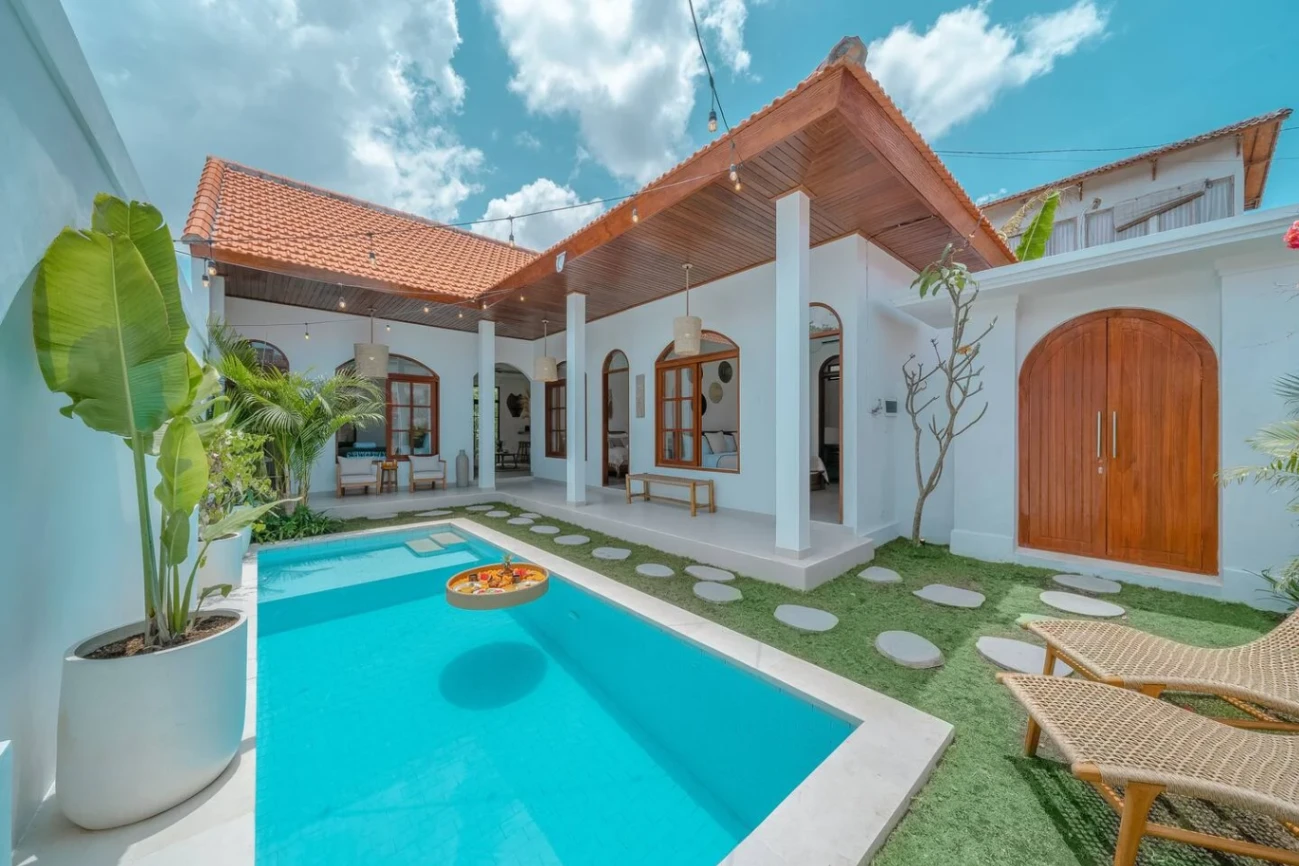Villa image 1