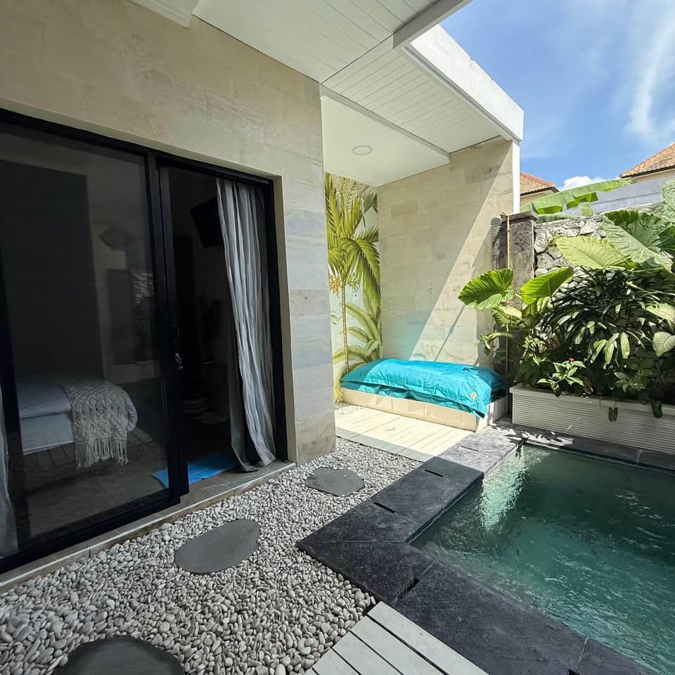 Villa image 1
