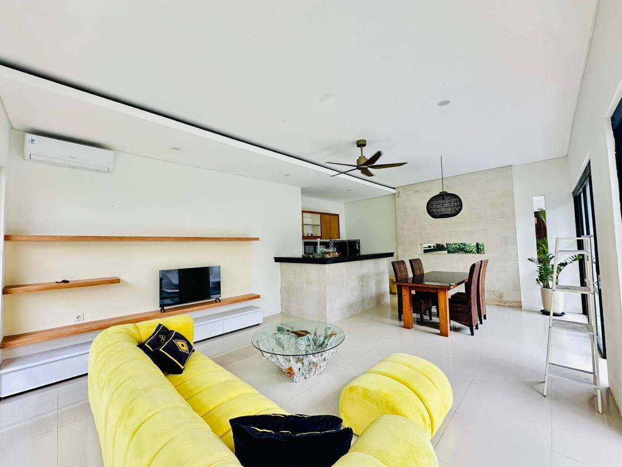 Villa image 3