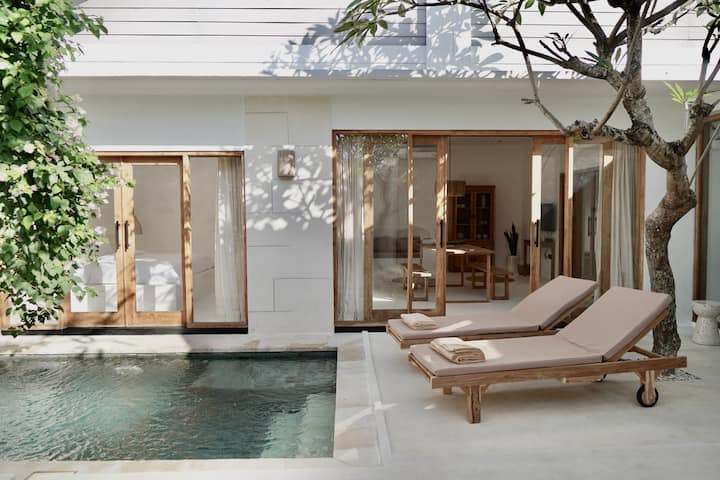 Villa image 1