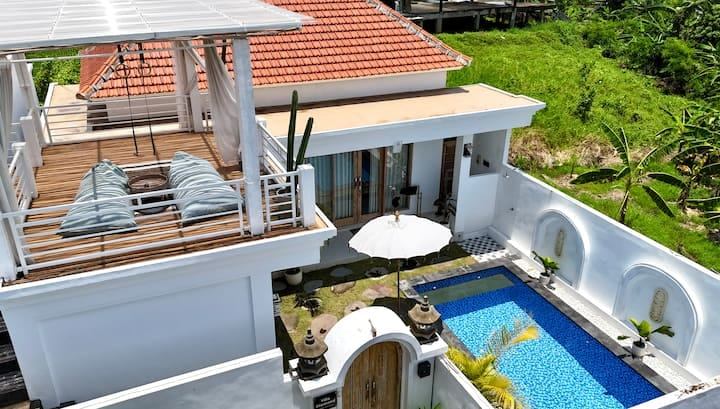 Villa image 1
