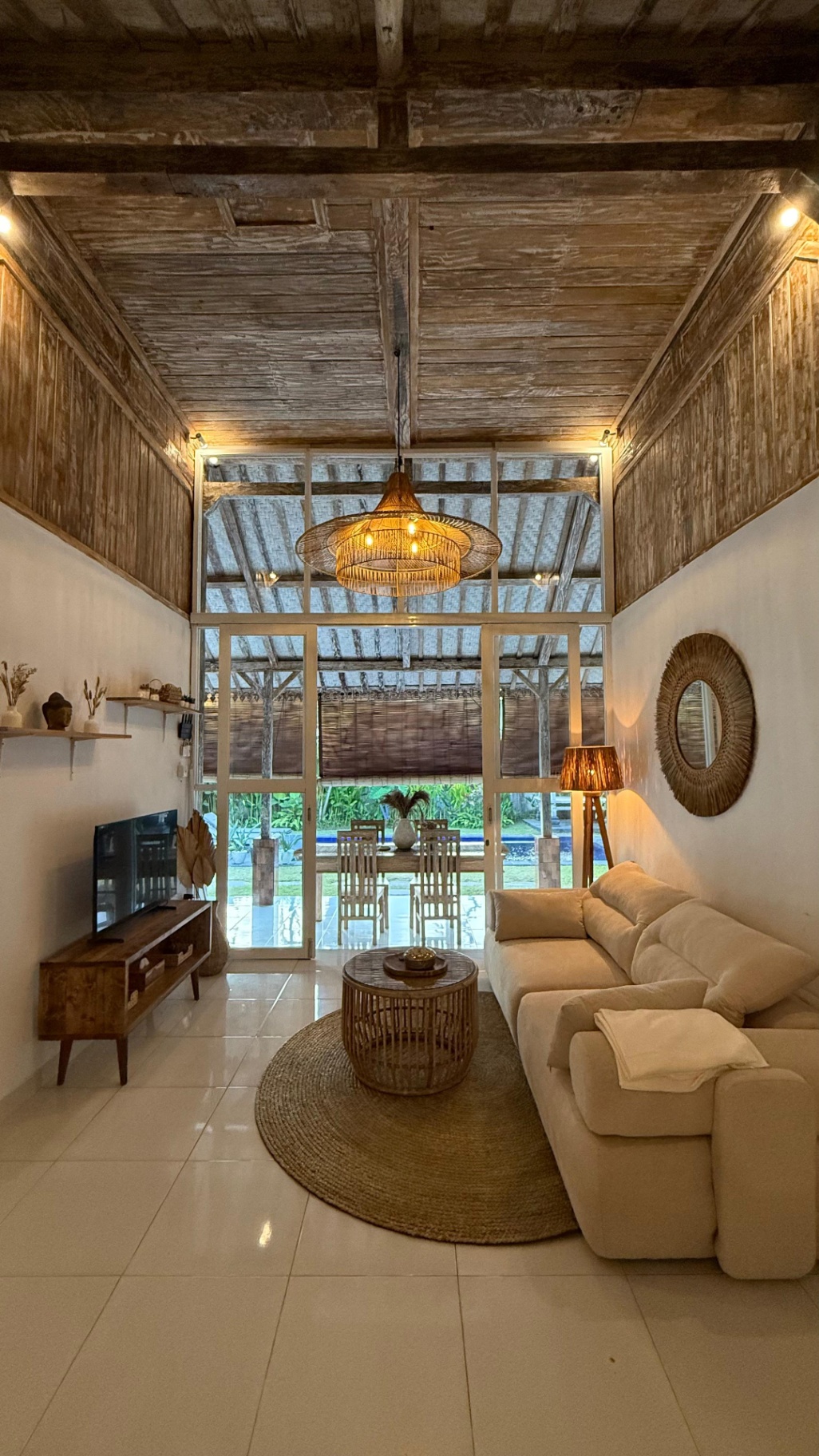 Villa image 1
