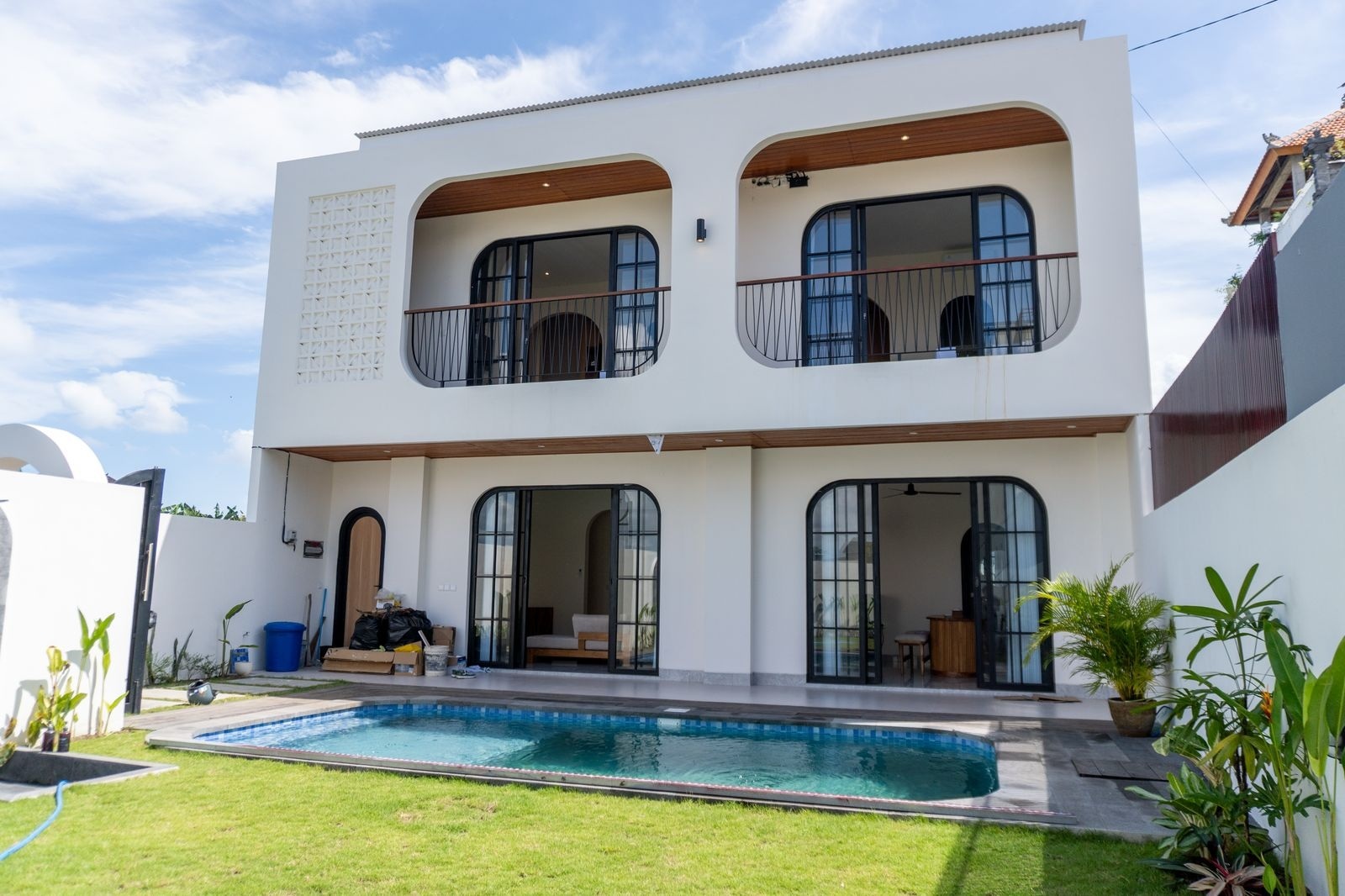 Villa image 1