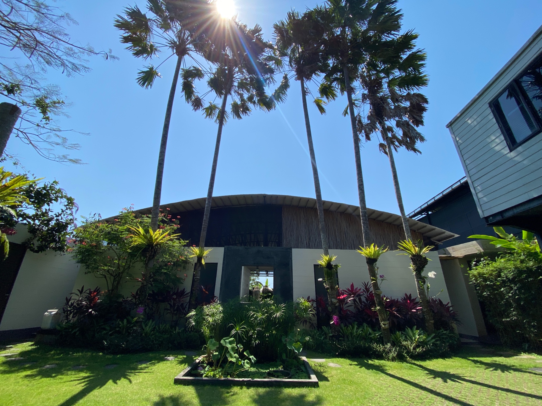 Villa image 2