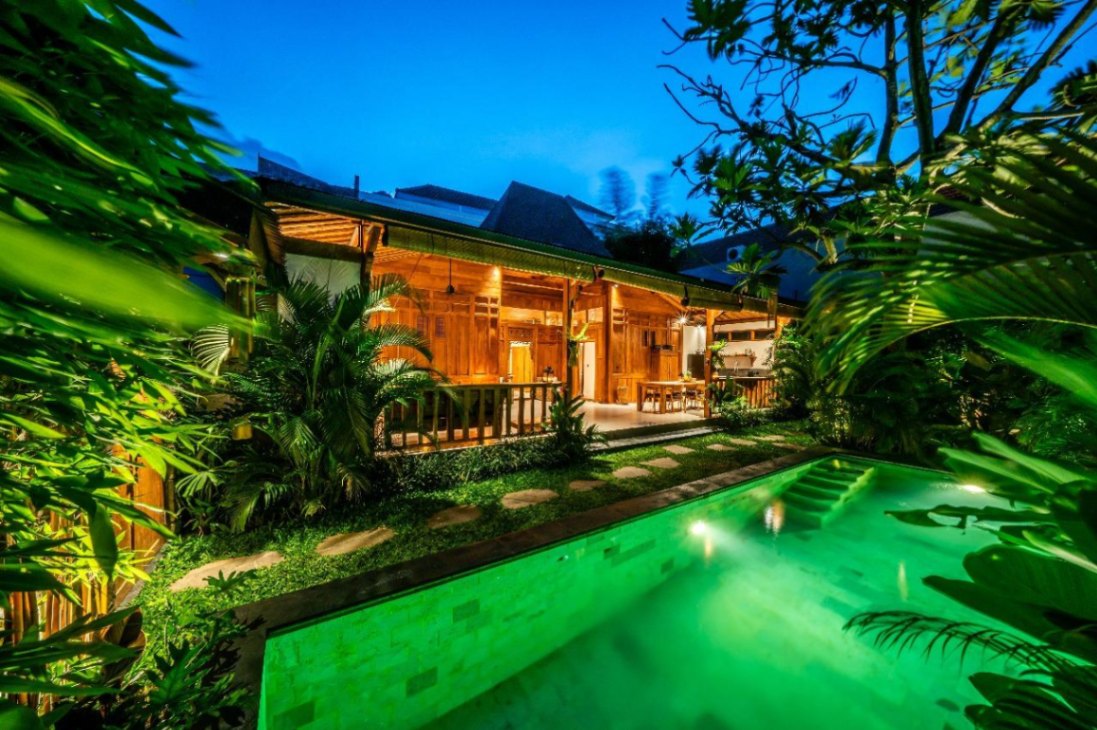 Villa image 1