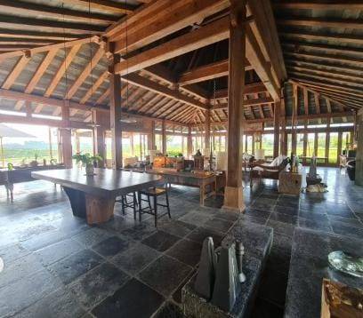 Villa image 2