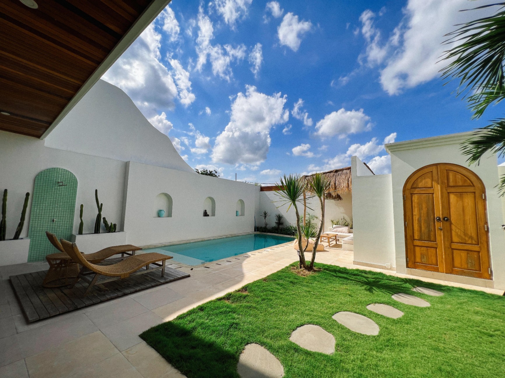 Villa image 1