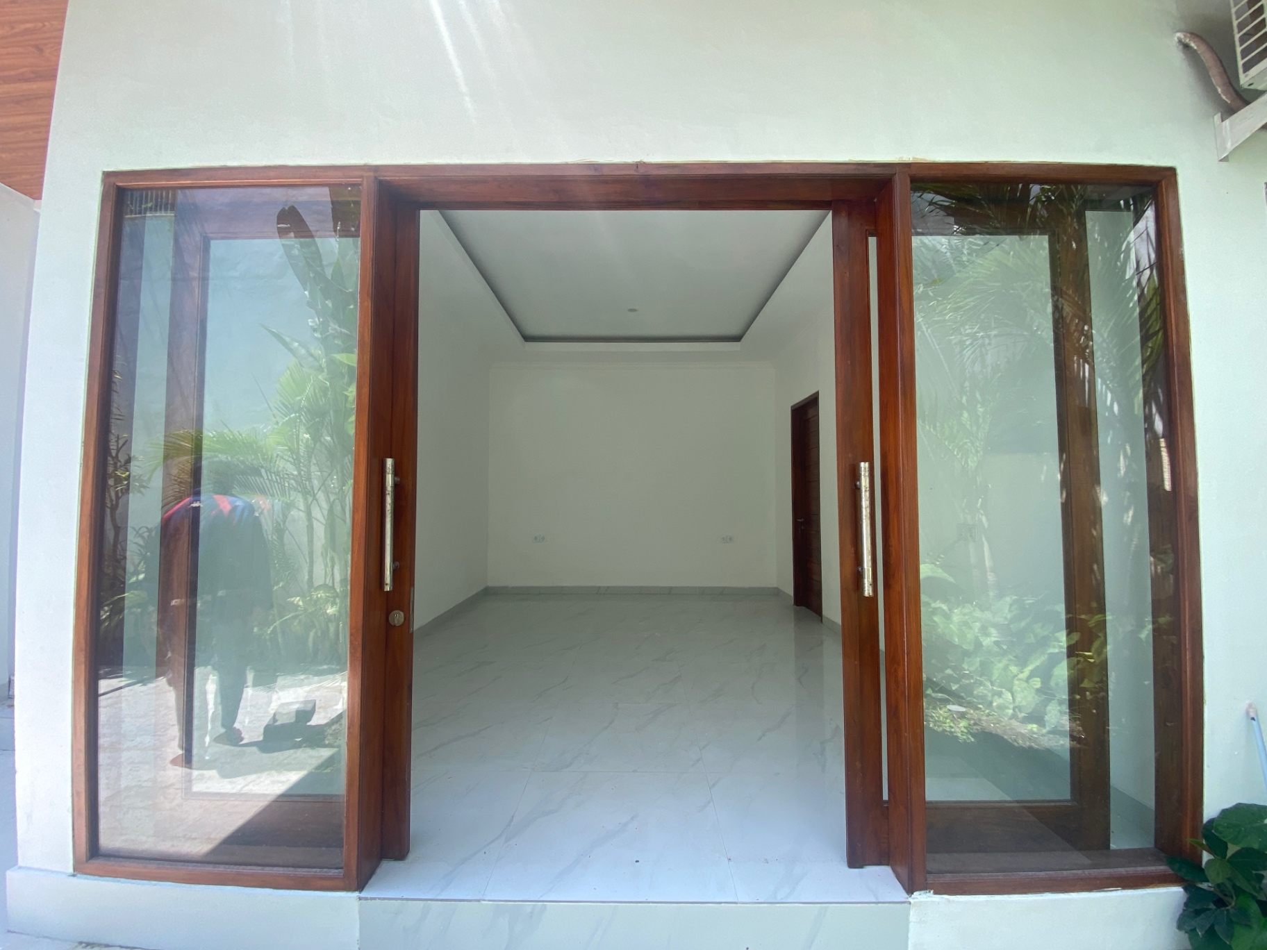 Villa image 2