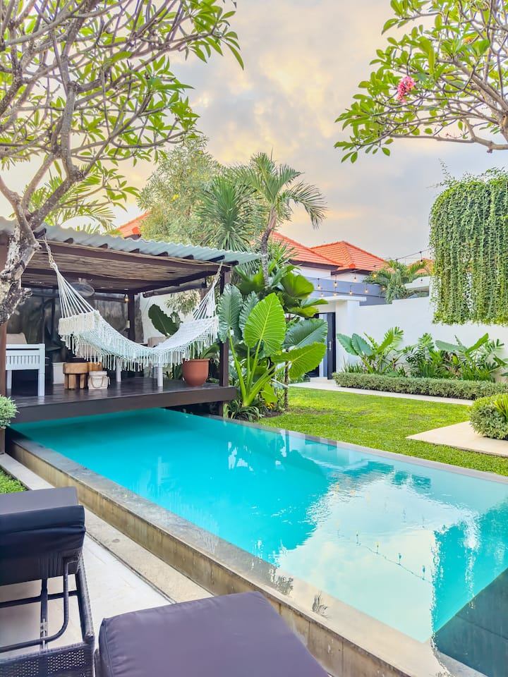 Villa image 1