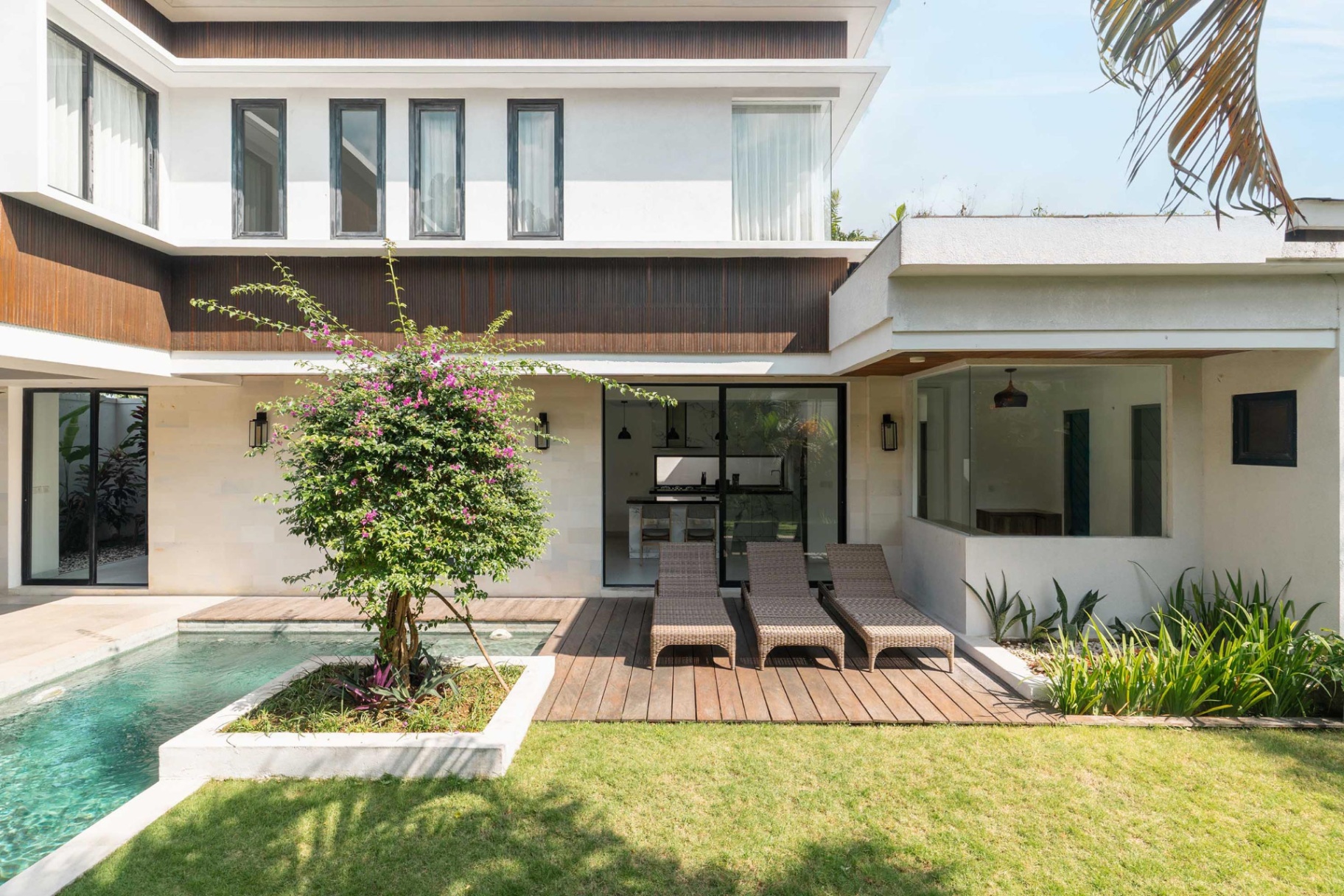 Villa image 2