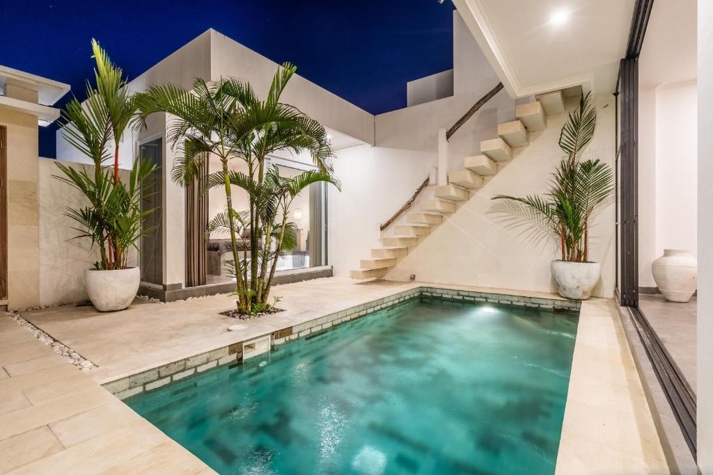 Villa image 2