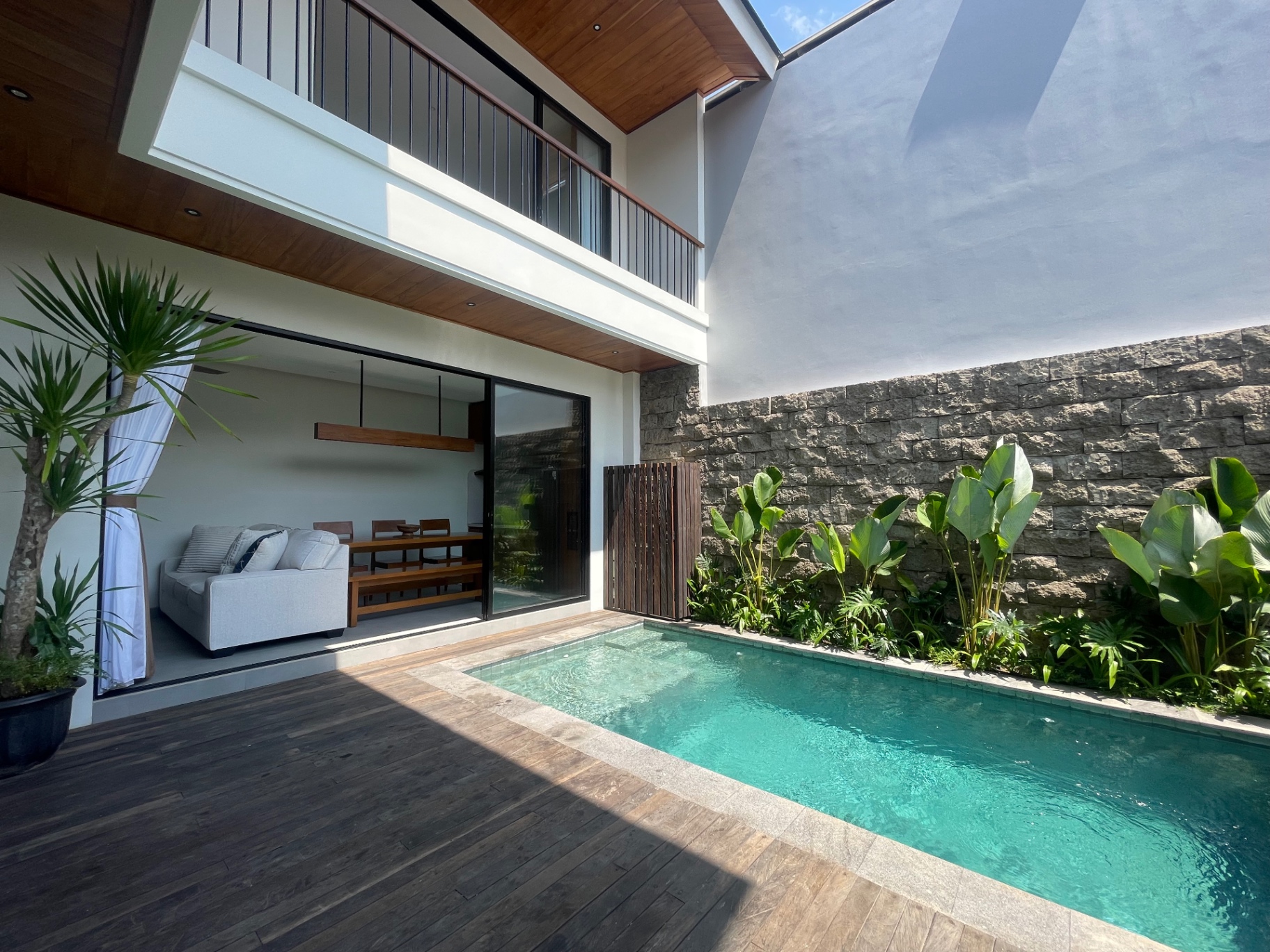 Villa image 2