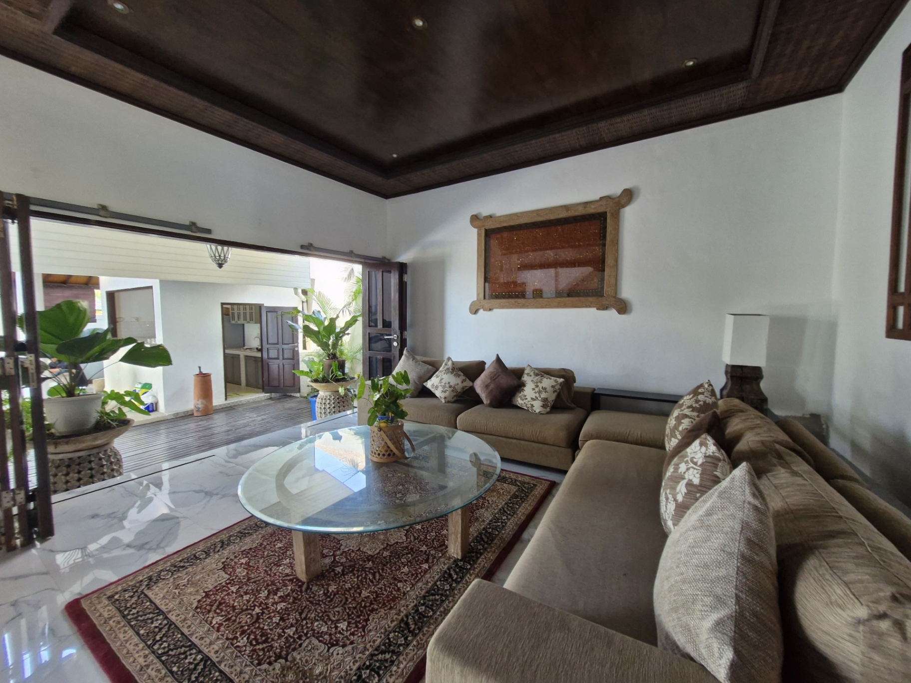 Villa image 2