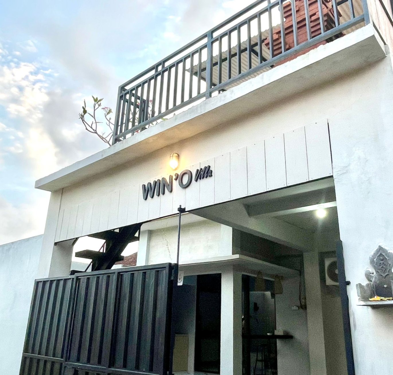 Villa image 1