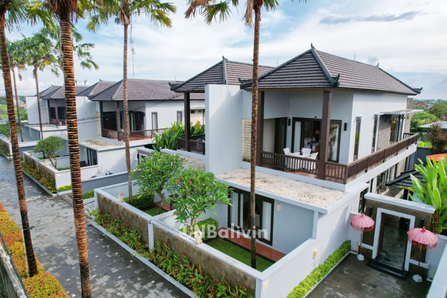Villa image 1