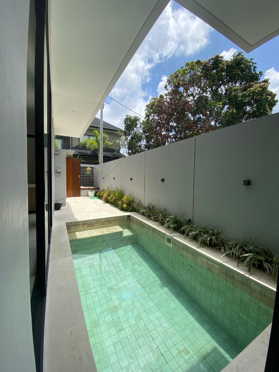 Villa image 1