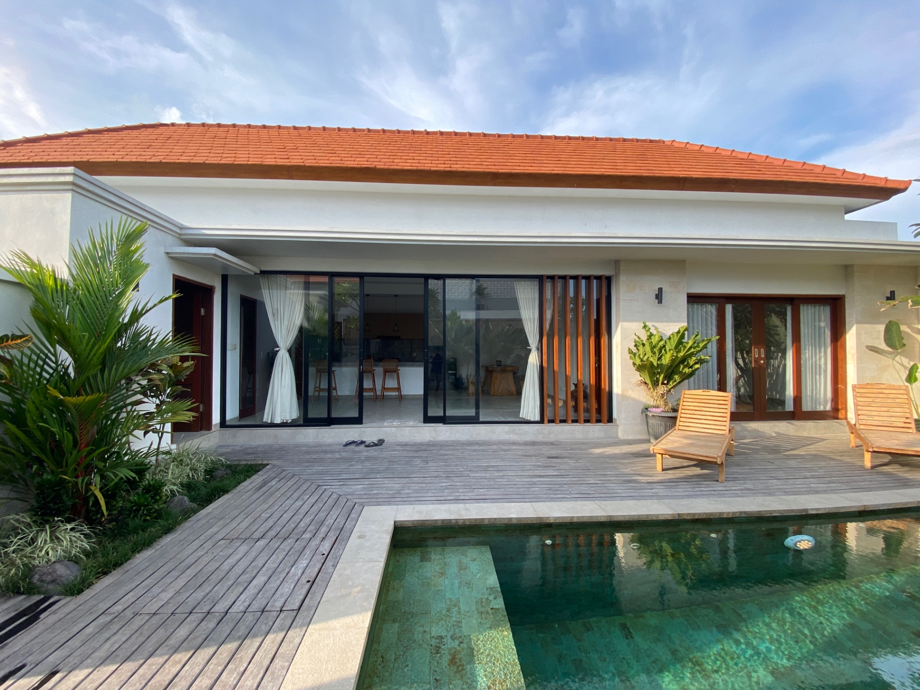 Villa image 1