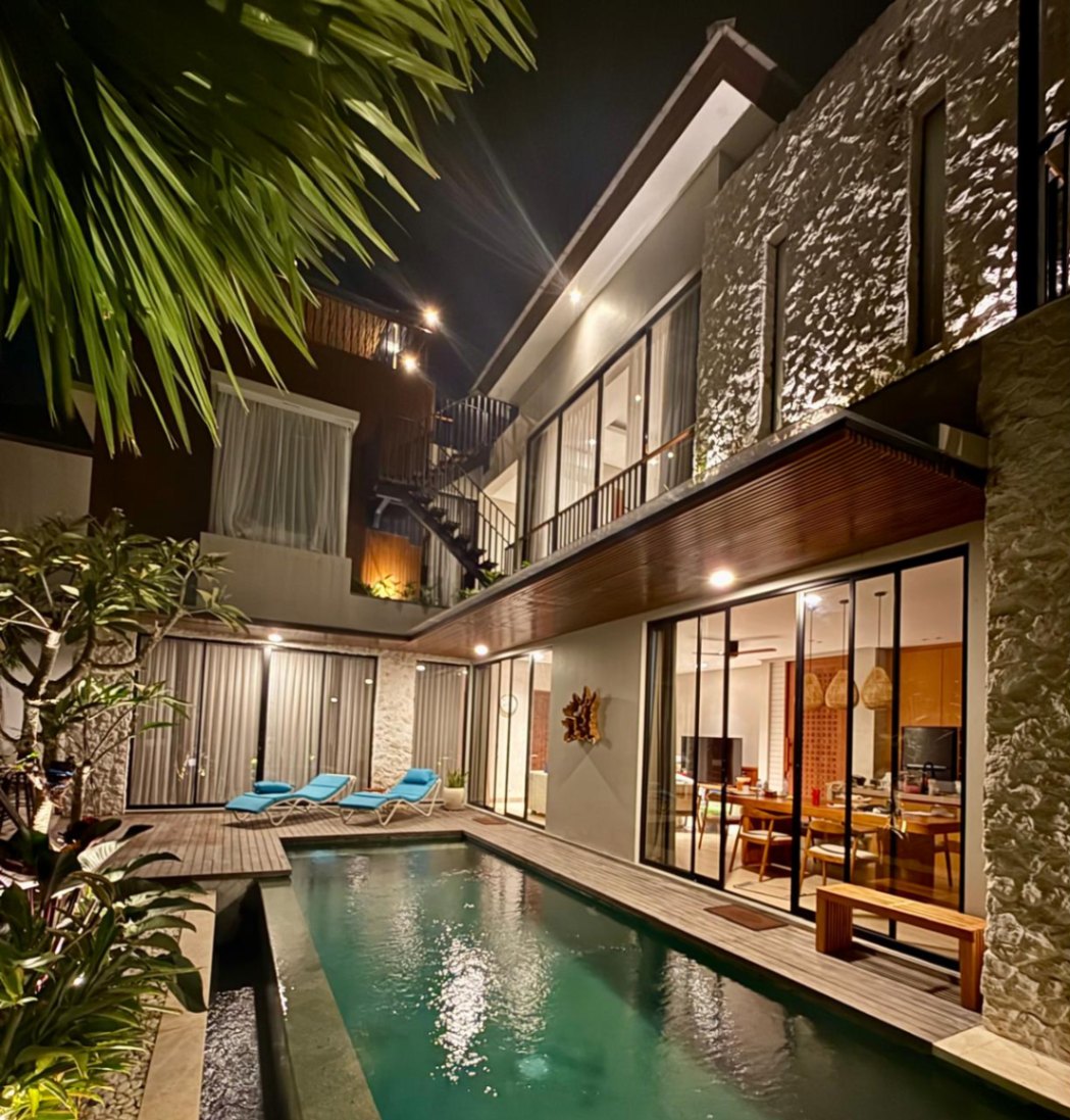 Villa image 1