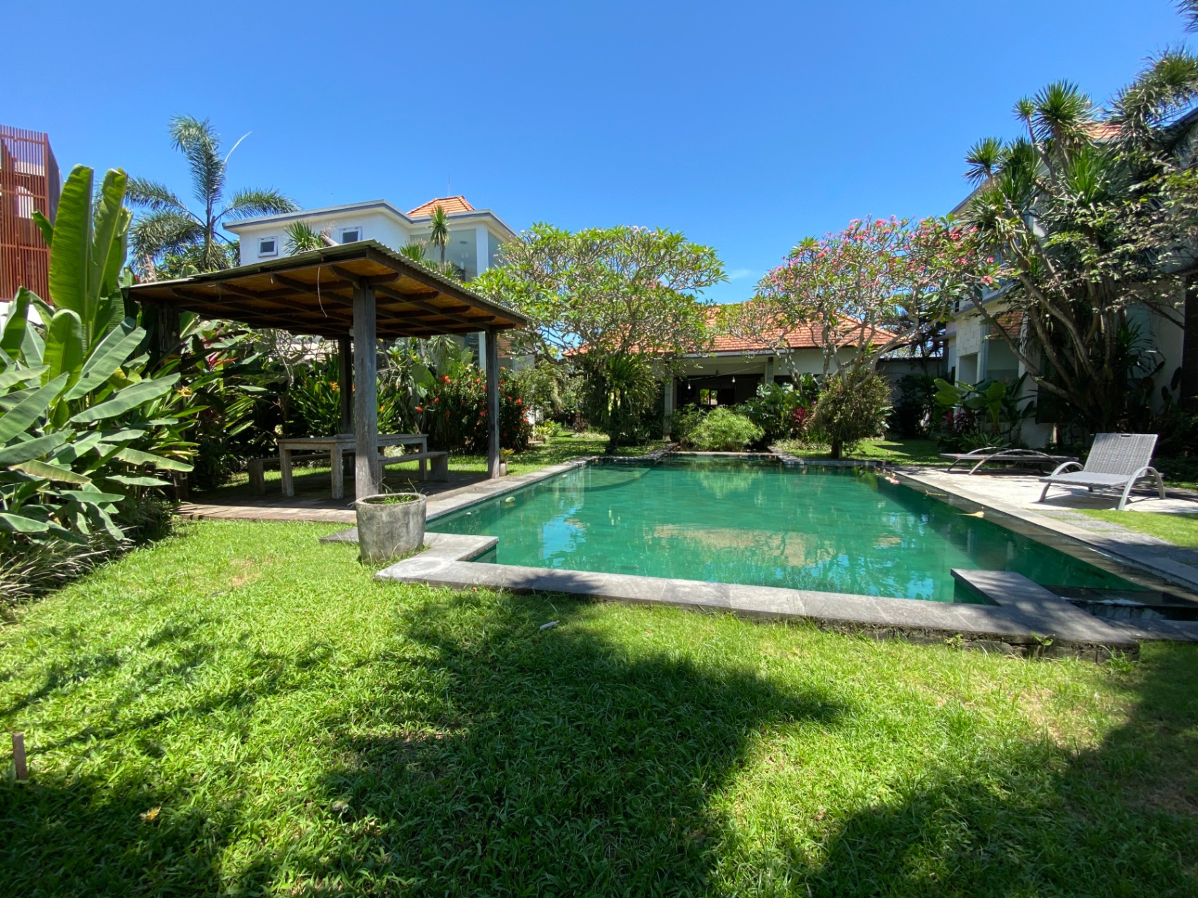 Villa image 1